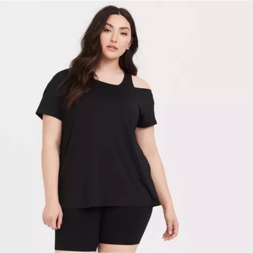 Torrid Performance Jersey Off-Shoulder Short Sleeve Black Active Tee - Picture 4 of 6